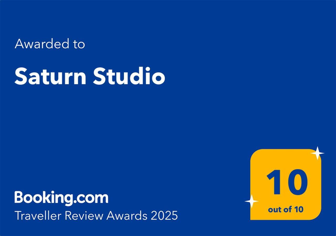 Saturn Studio Μπρασόβ Εξωτερικό φωτογραφία